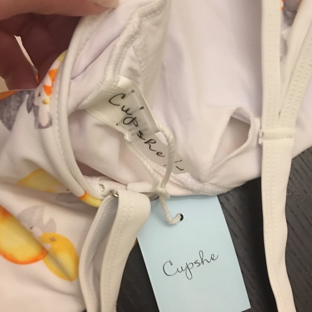 👙Cupshe one piece bathing suit NWT 🍊 - Picture 7 of 8